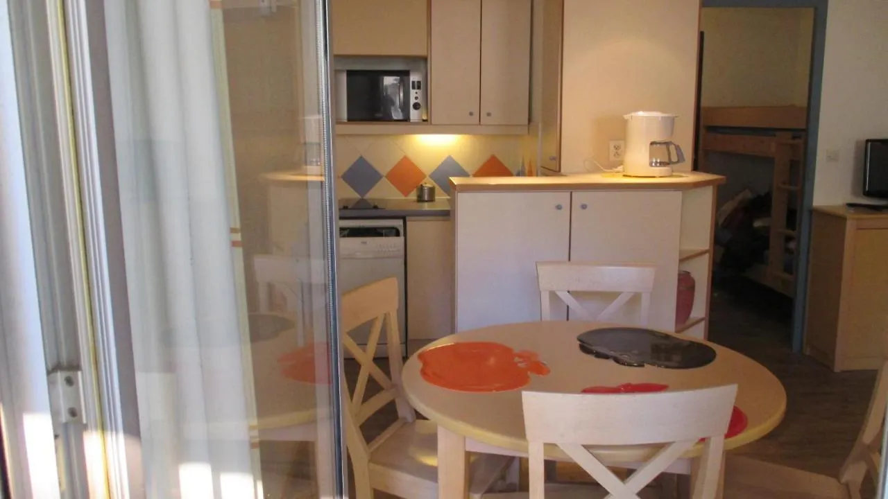 Promenade Des Bains Apartment Saint-Raphael
